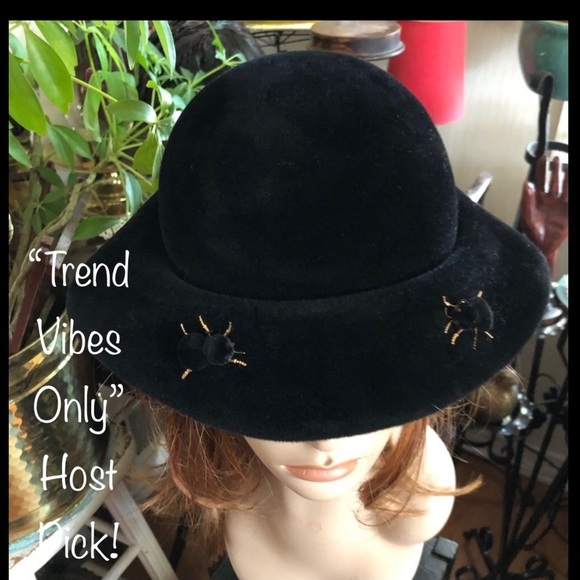 Vintage Black Velour Hat with Bumblebees main image 6